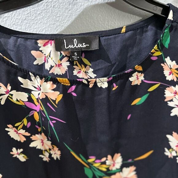 Lulu's Herbaceous Babe Navy Floral Print Shift Dress Size Small - Picture 12 of 12